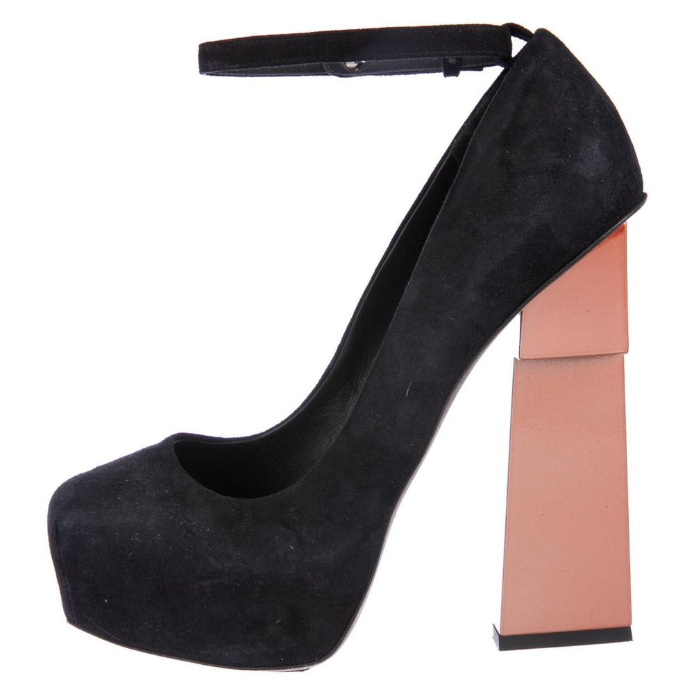Aperlai Suede Pumps Size 8
